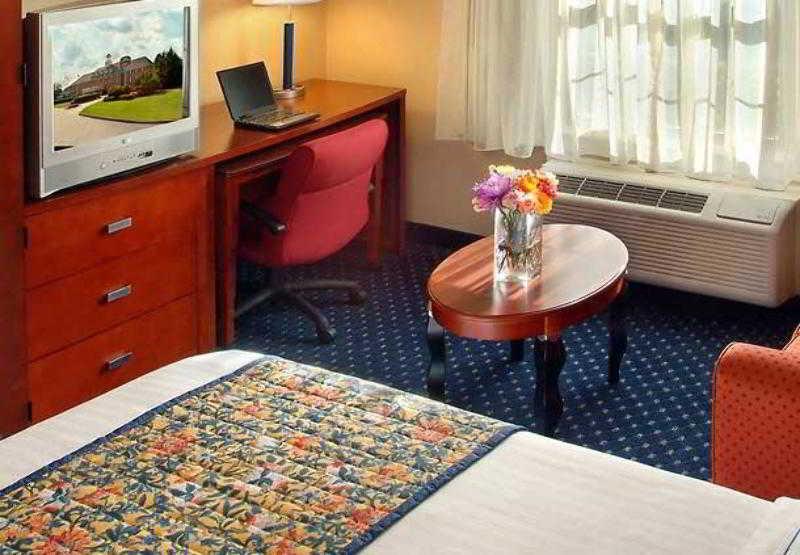 Sonesta Select Boston Woburn Burlington Hotel Екстериор снимка